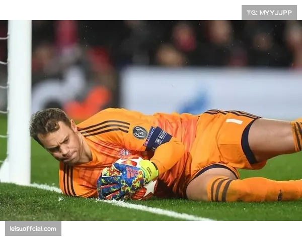 特写：生涯最后一季，诺伊尔训练后加练扑救，备战与多特关键战